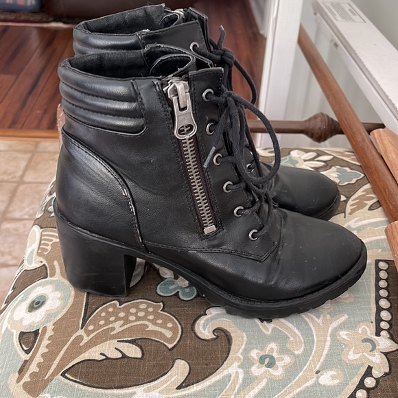 Steve Madden combat boots - Picture 5 of 14